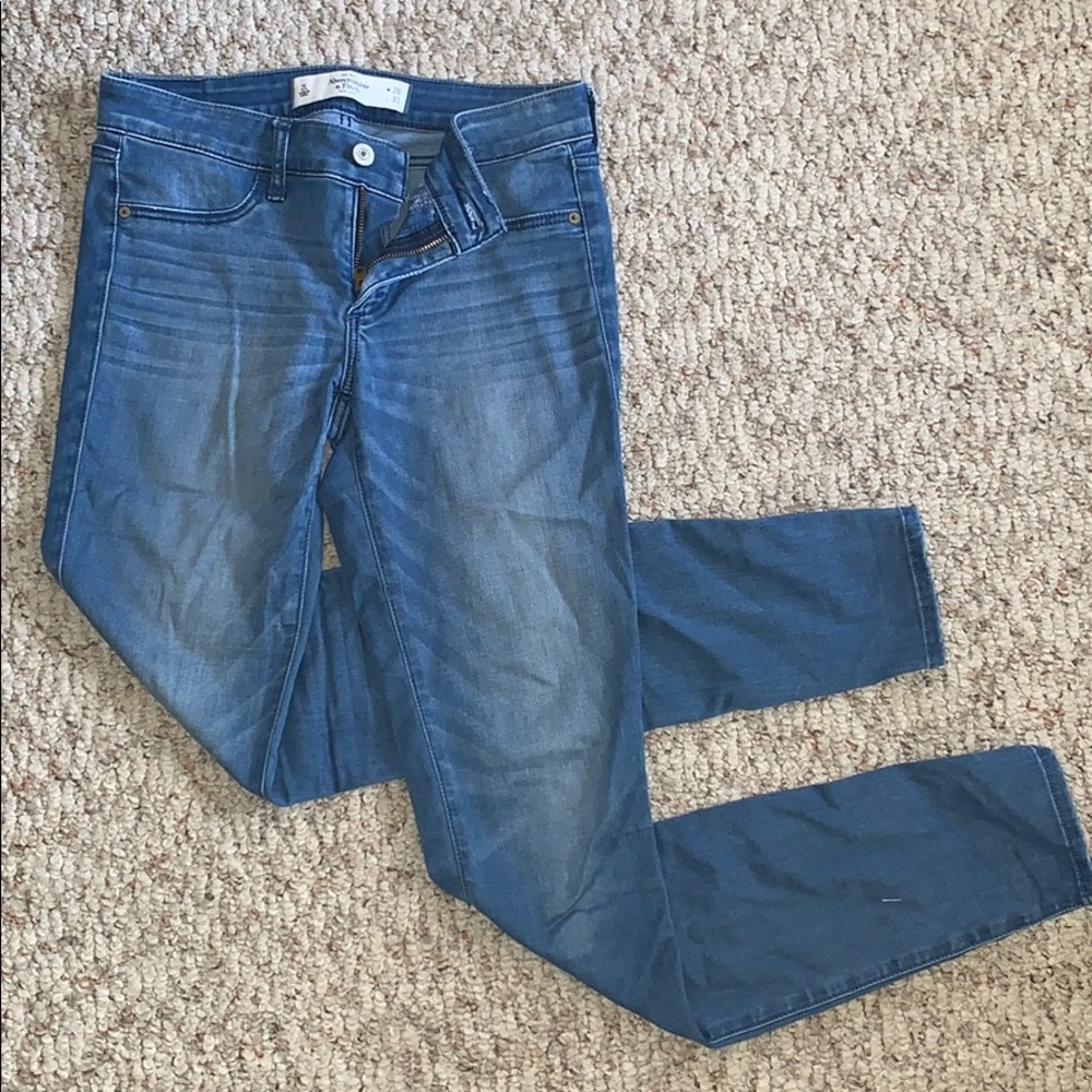 Abercrombie & Fitch Jeans - Size 2L